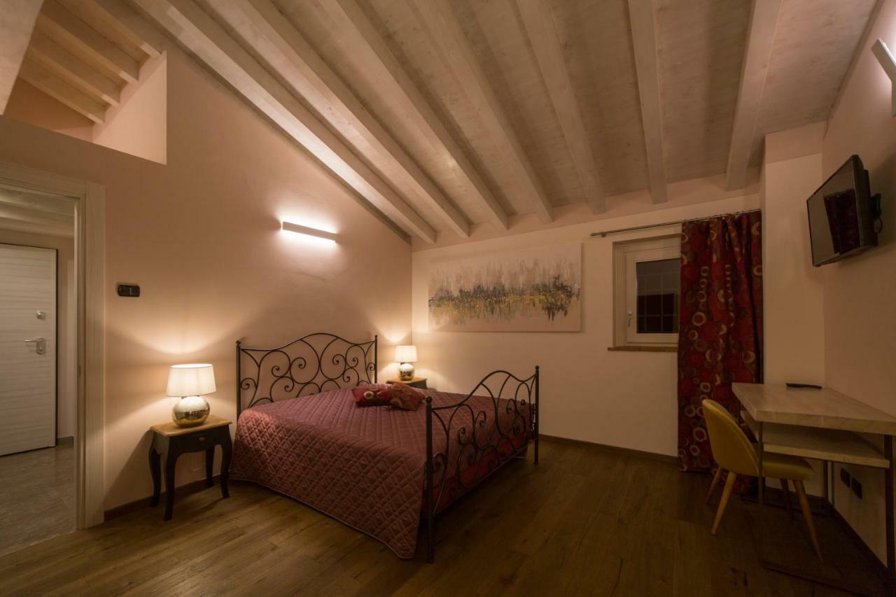 Agriturismo Casarai زونه المظهر الخارجي الصورة